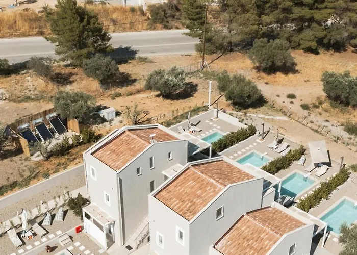 Kaela Pool Agios Nikolaos (Chalkidiki)