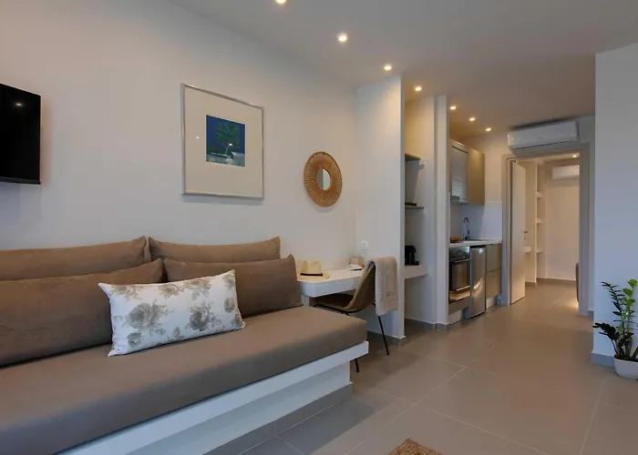 Kaela Pool Apartment *