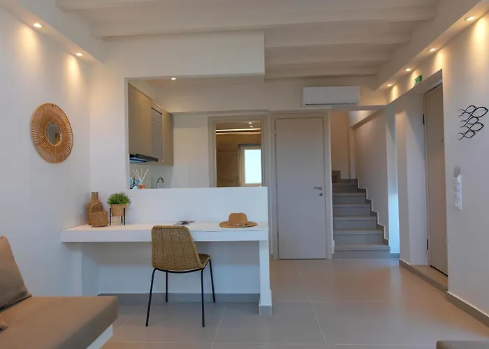 Kaela Pool Agios Nikolaos (Chalkidiki)