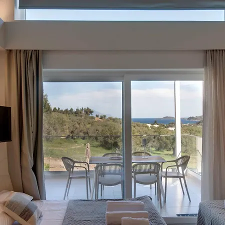 Kaela Pool *